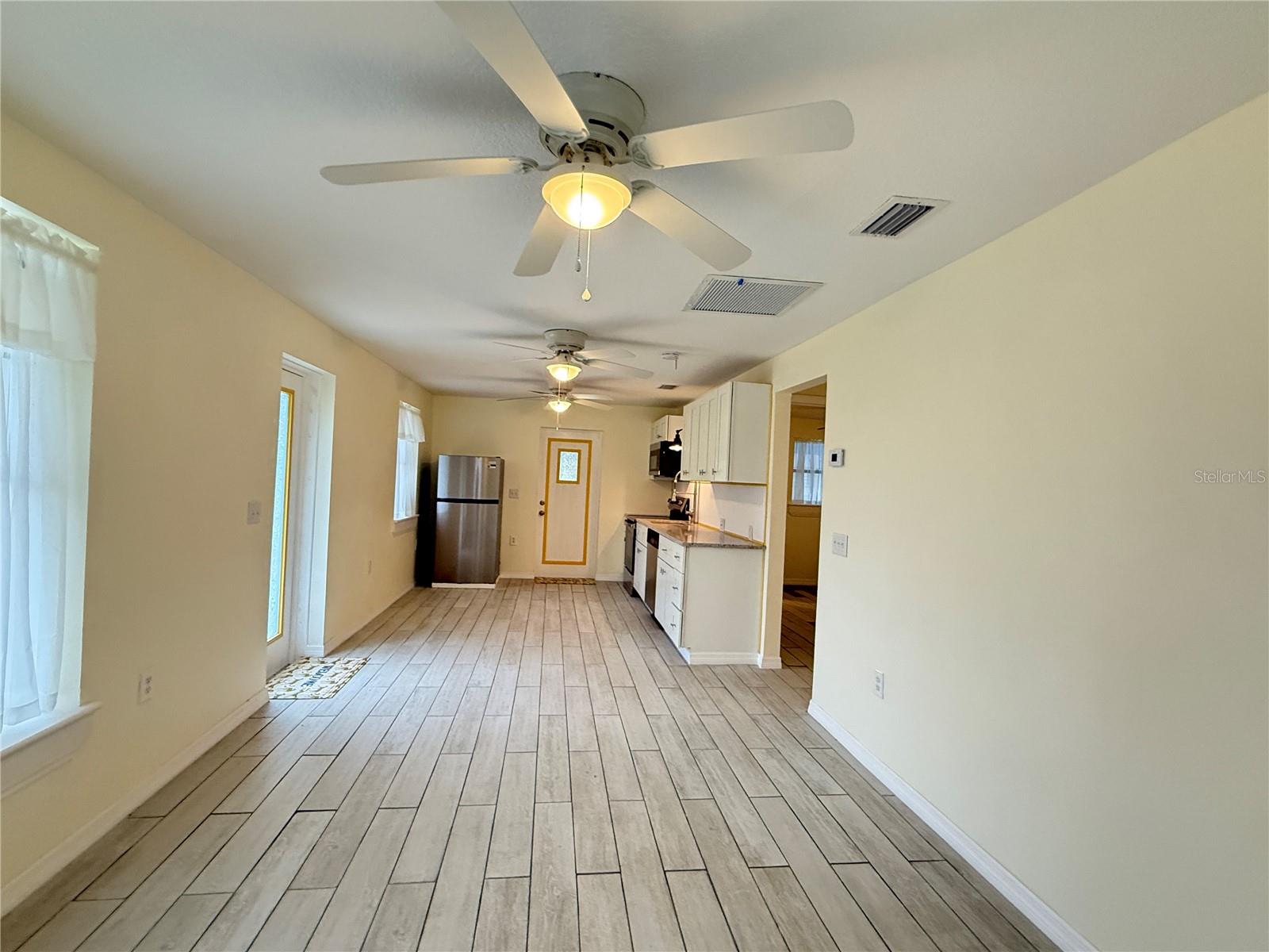 302 ADELE ST, EDGEWATER, FL — photo 2