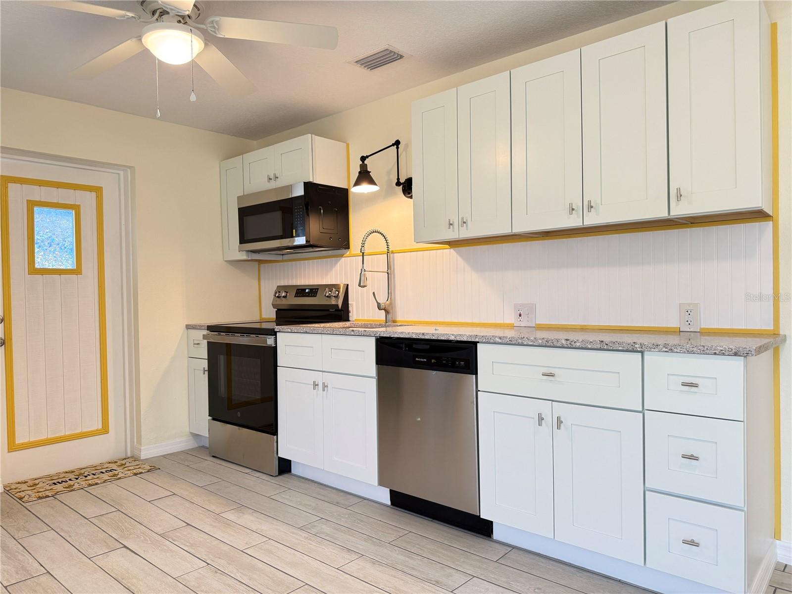 302 ADELE ST, EDGEWATER, FL — photo 9