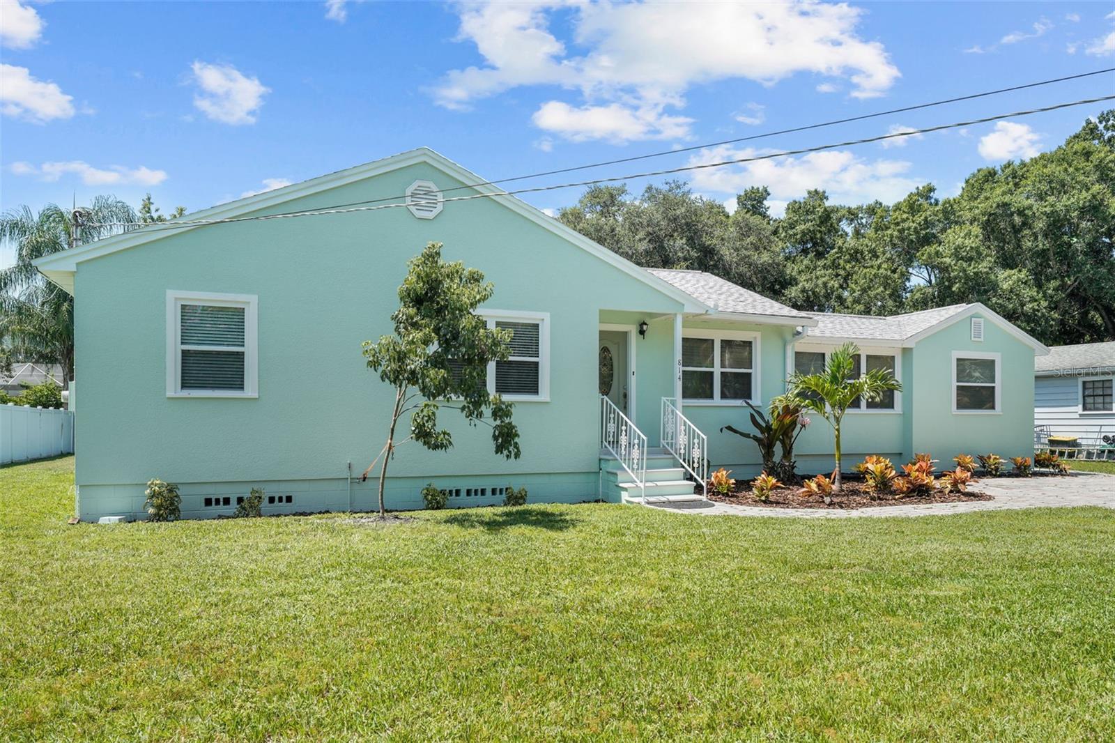 814 W INDIANA AVE, TAMPA, FL — photo 4