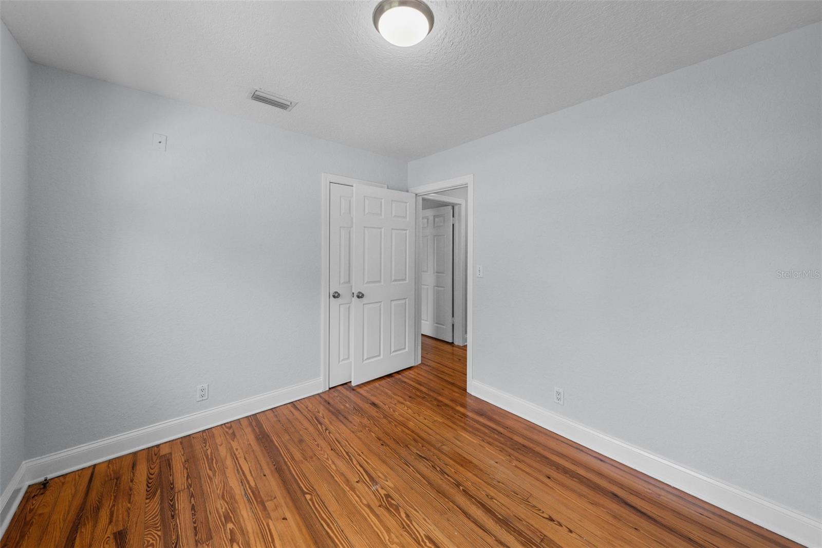 814 W INDIANA AVE, TAMPA, FL — photo 33