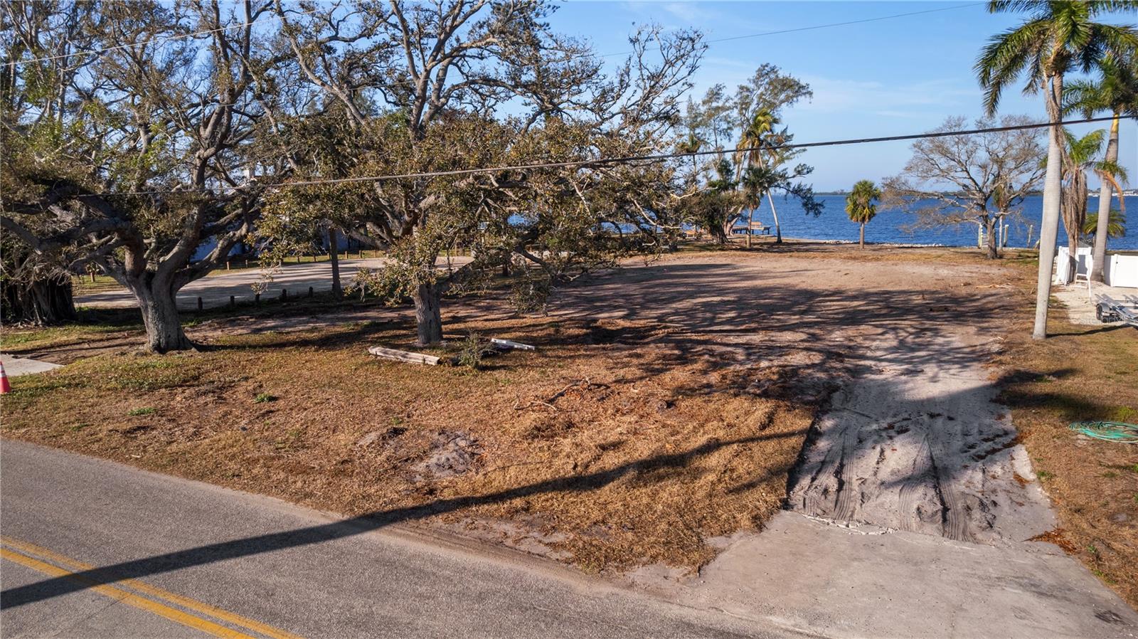 712 PALMA SOLA BLVD, BRADENTON, FL — photo 9