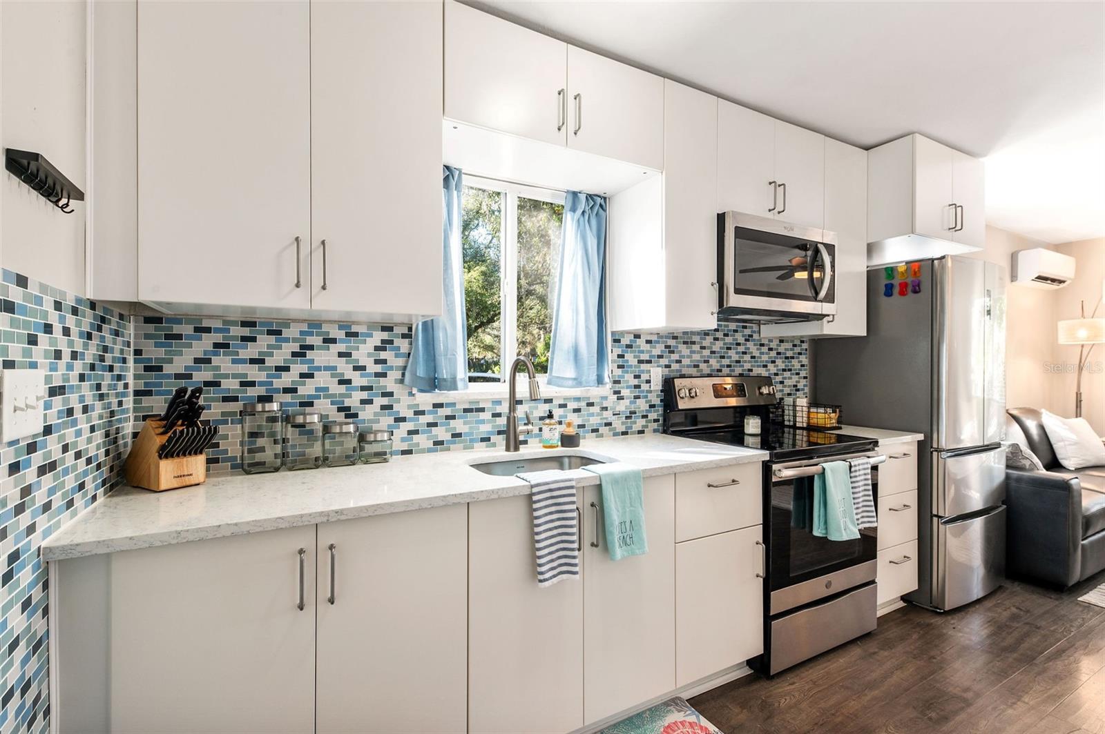 1704 WISCONSIN LN, SARASOTA, FL — photo 10