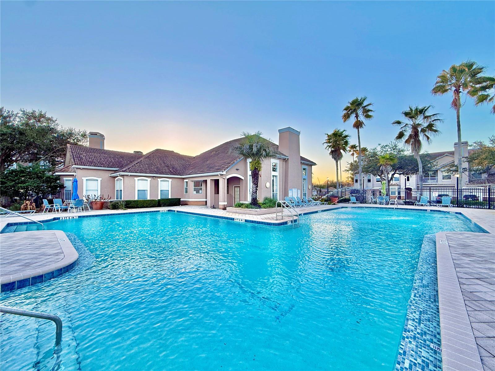 18013 VILLA CREEK DR, TAMPA, FL — photo 3