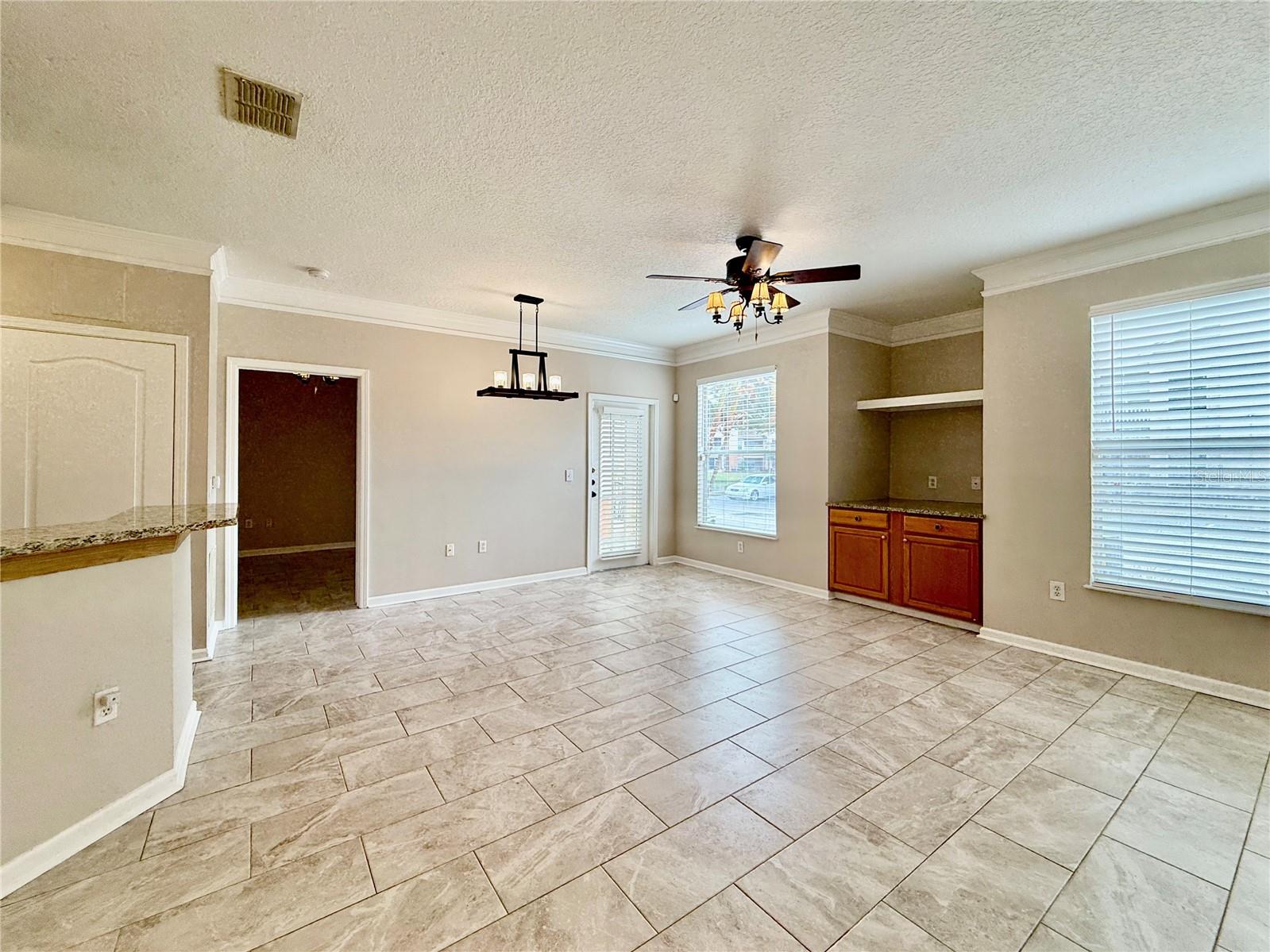 18013 VILLA CREEK DR, TAMPA, FL — photo 6