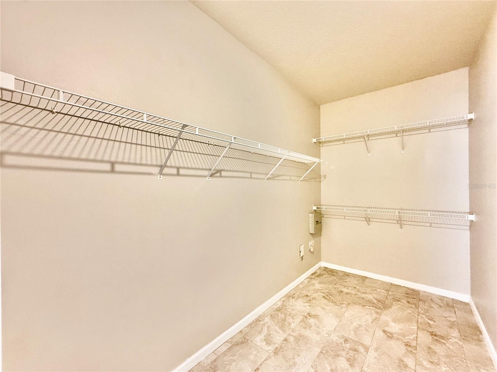 18013 VILLA CREEK DR, TAMPA, FL — photo 22