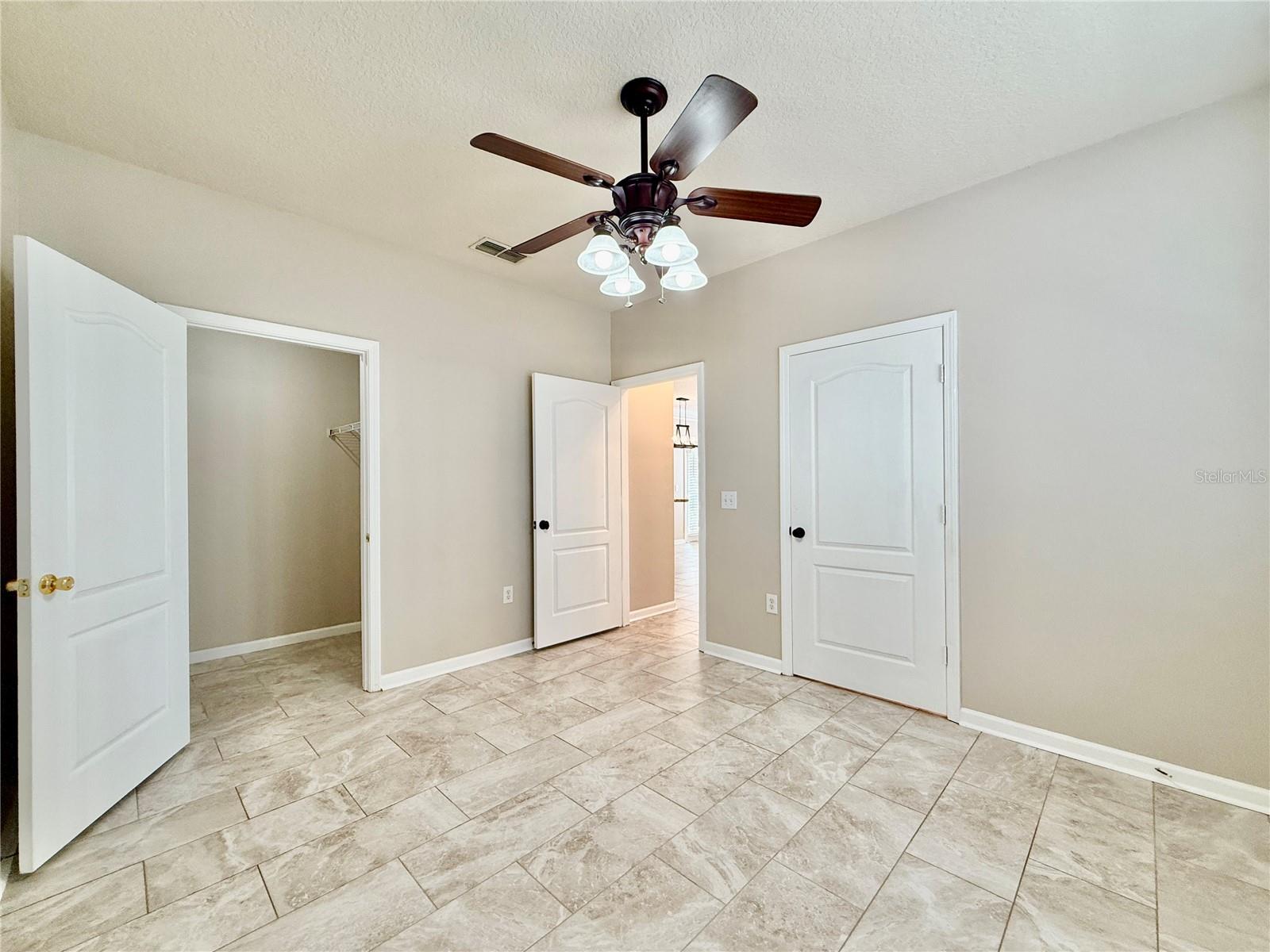 18013 VILLA CREEK DR, TAMPA, FL — photo 28