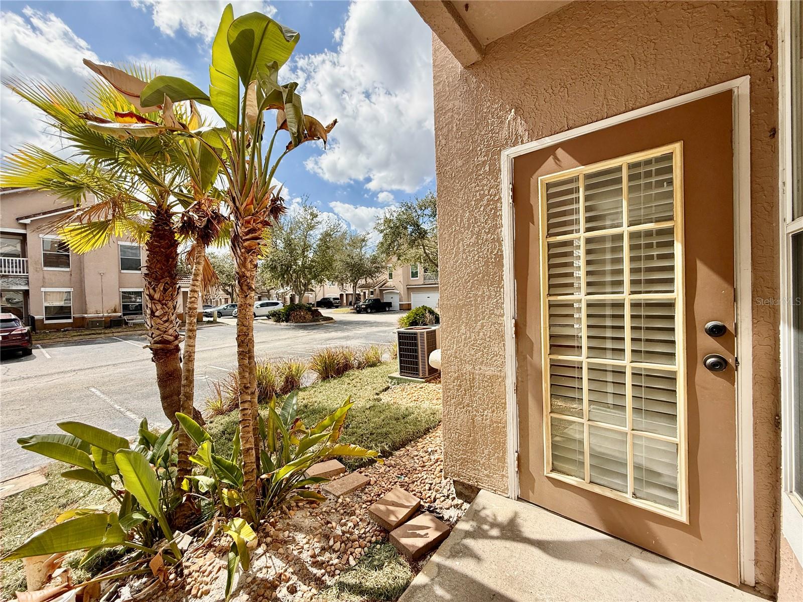 18013 VILLA CREEK DR, TAMPA, FL — photo 38