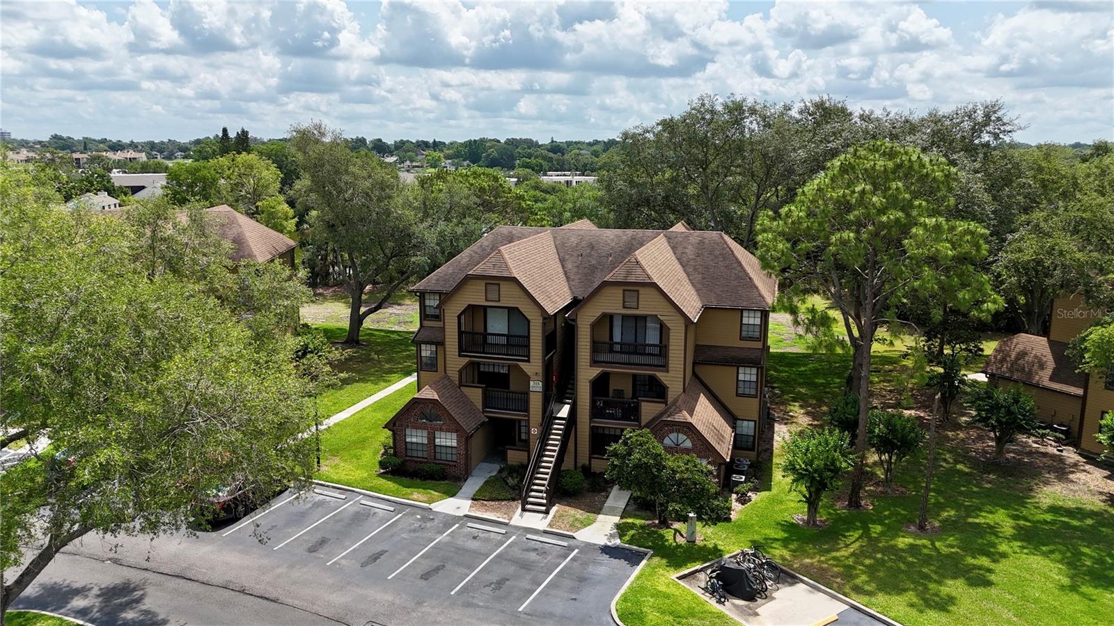 315 LAKEPOINTE DR #101, ALTAMONTE SPRINGS, FL — photo 2