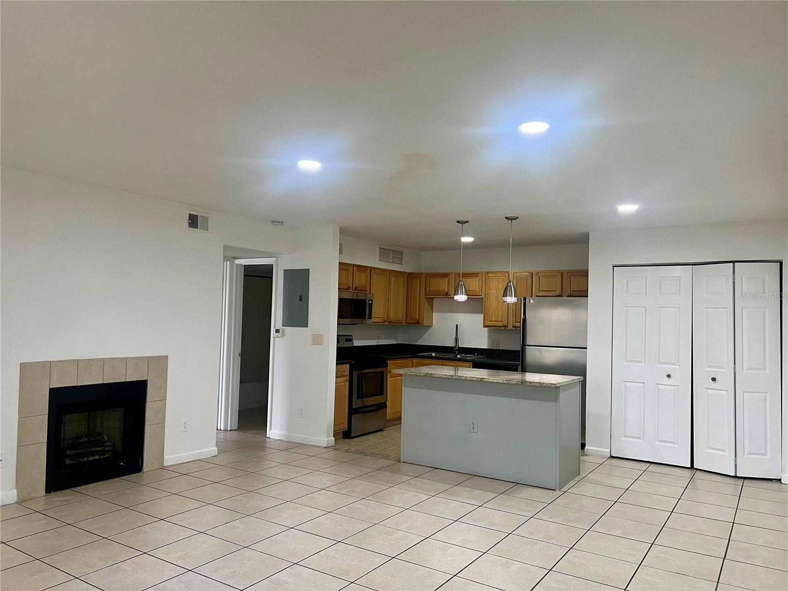 315 LAKEPOINTE DR #101, ALTAMONTE SPRINGS, FL — photo 6