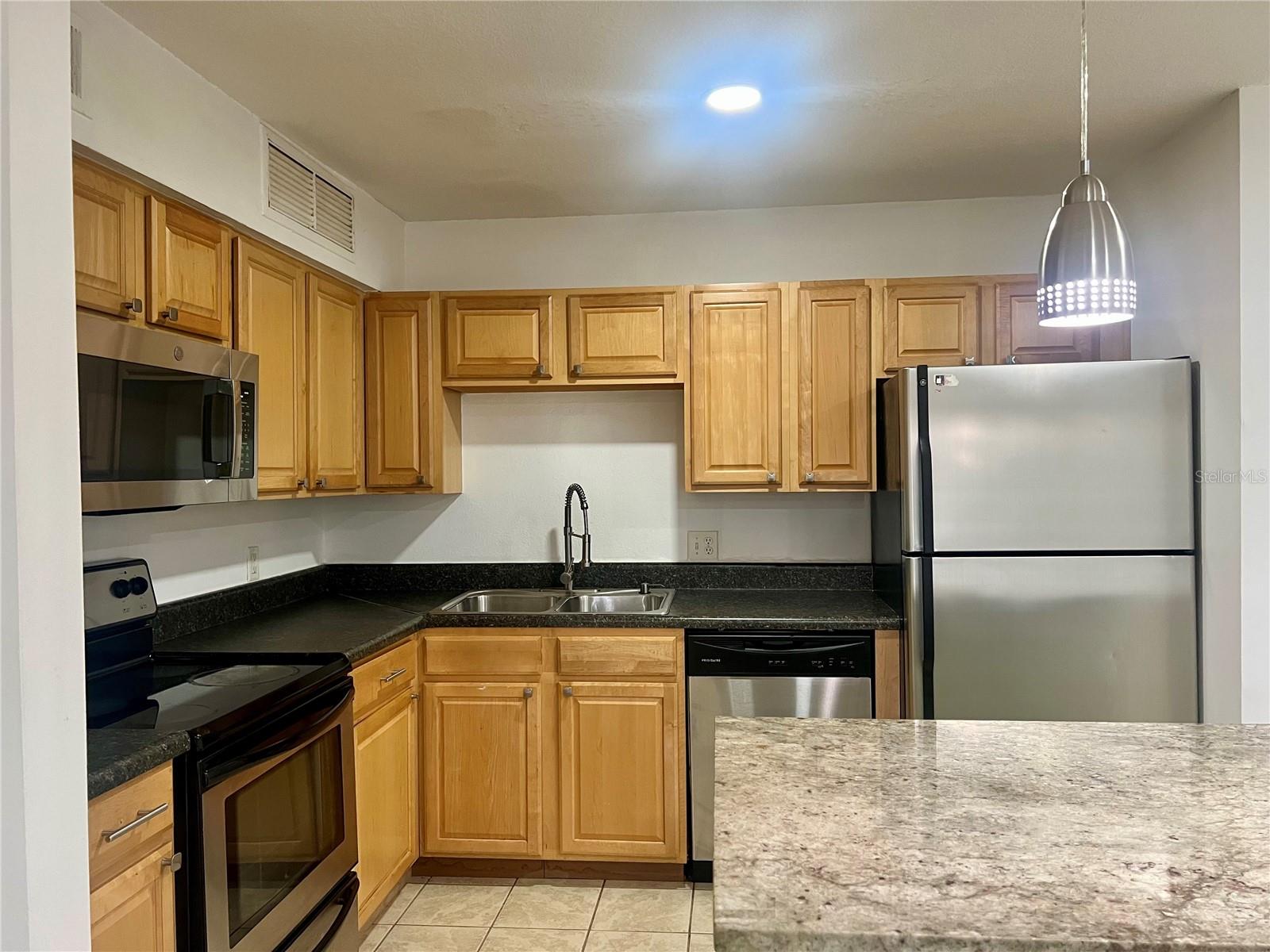 315 LAKEPOINTE DR #101, ALTAMONTE SPRINGS, FL — photo 9