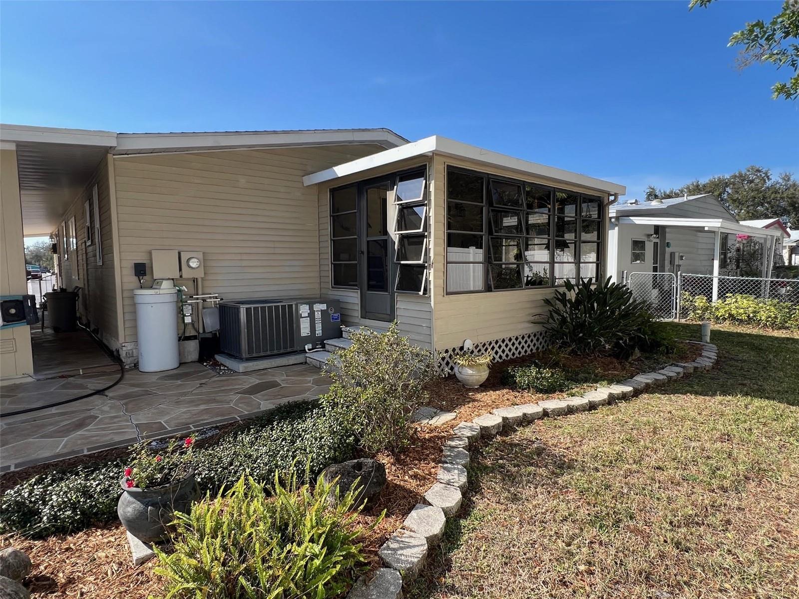 1001 STARKEY RD #90, LARGO, FL — photo 6