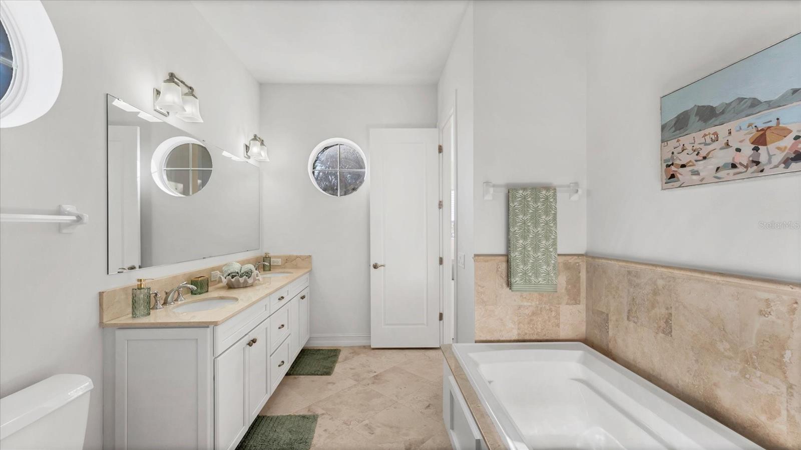 634 KEY ROYALE DR, HOLMES BEACH, FL — photo 18