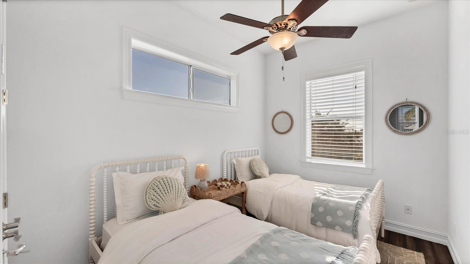634 KEY ROYALE DR, HOLMES BEACH, FL — photo 27