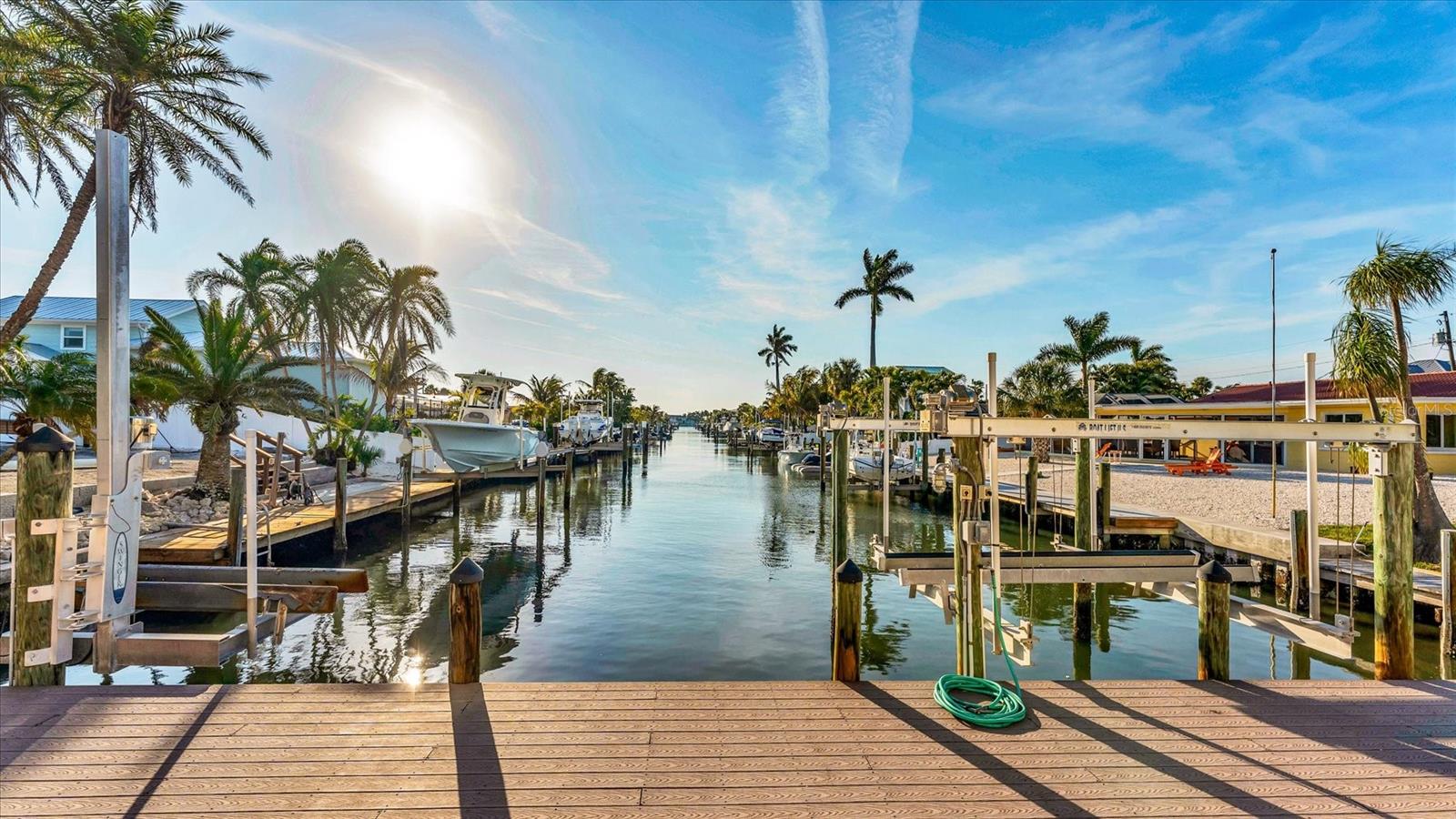634 KEY ROYALE DR, HOLMES BEACH, FL — photo 31