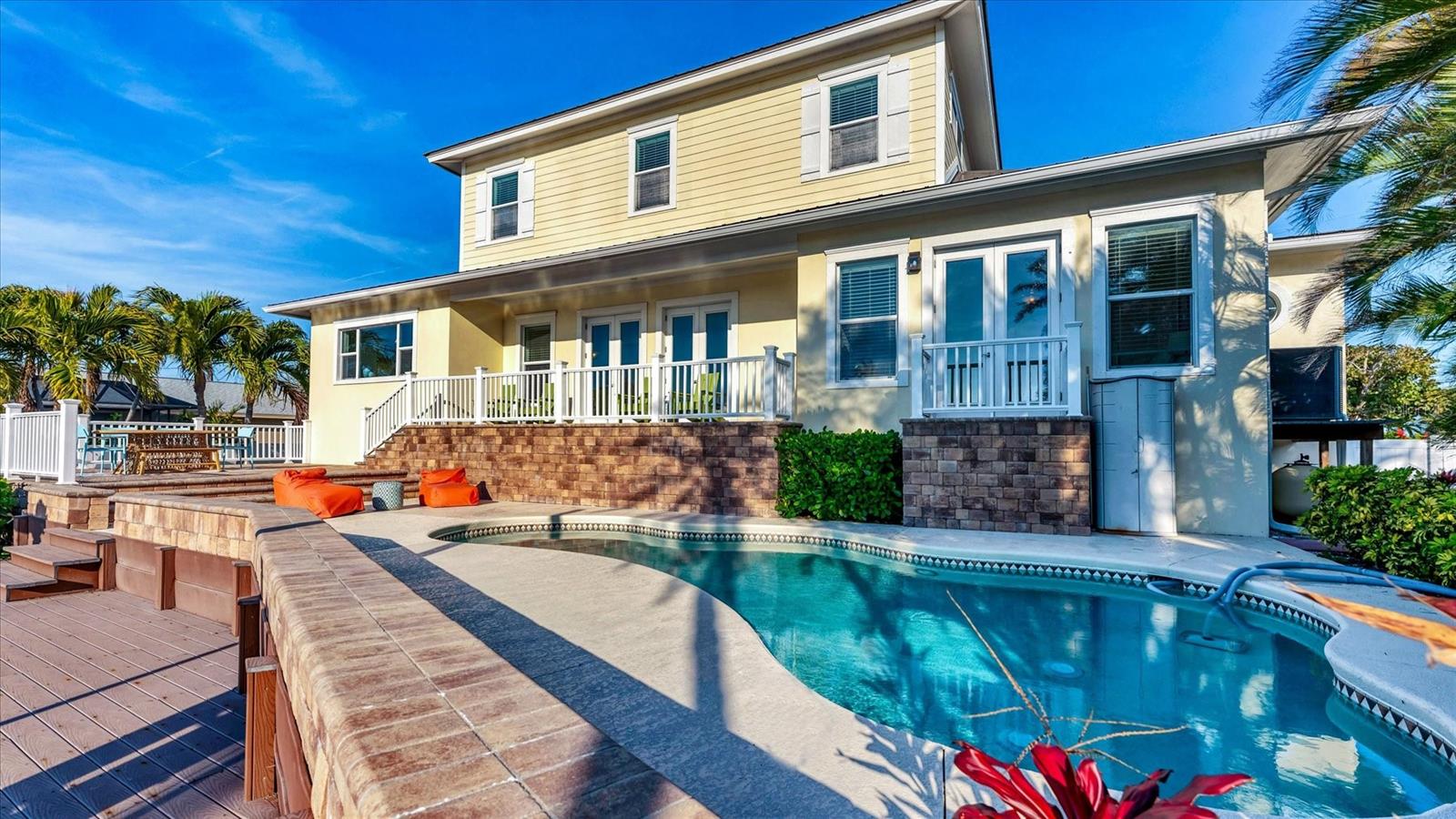 634 KEY ROYALE DR, HOLMES BEACH, FL — photo 32