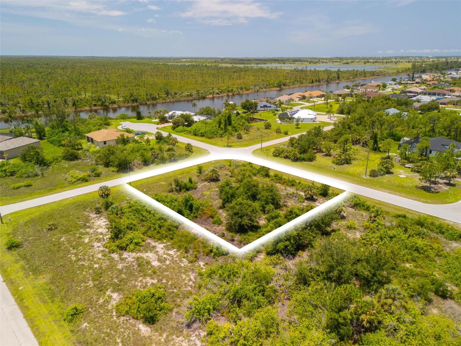 10536 ST PAUL DR, PORT CHARLOTTE, FL