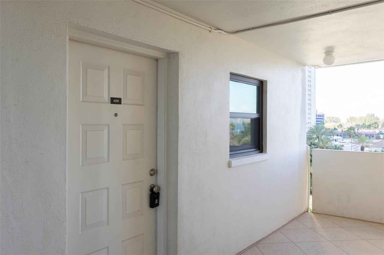 1230 GULF BLVD #608, CLEARWATER BEACH, FL — photo 2