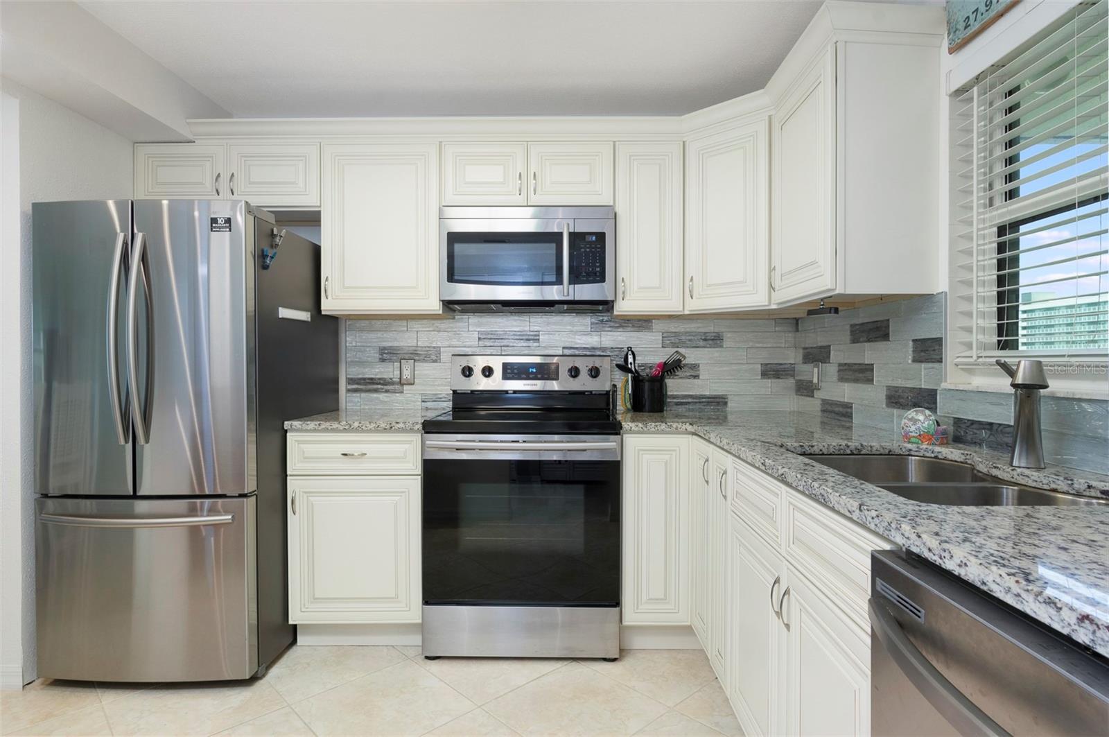 1230 GULF BLVD #608, CLEARWATER BEACH, FL — photo 5
