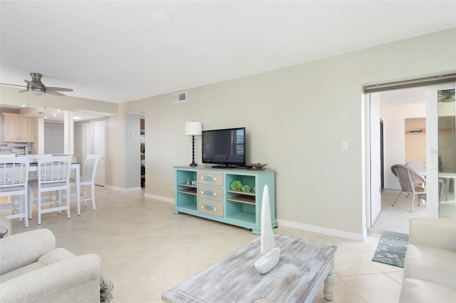 1230 GULF BLVD #608, CLEARWATER BEACH, FL — photo 13
