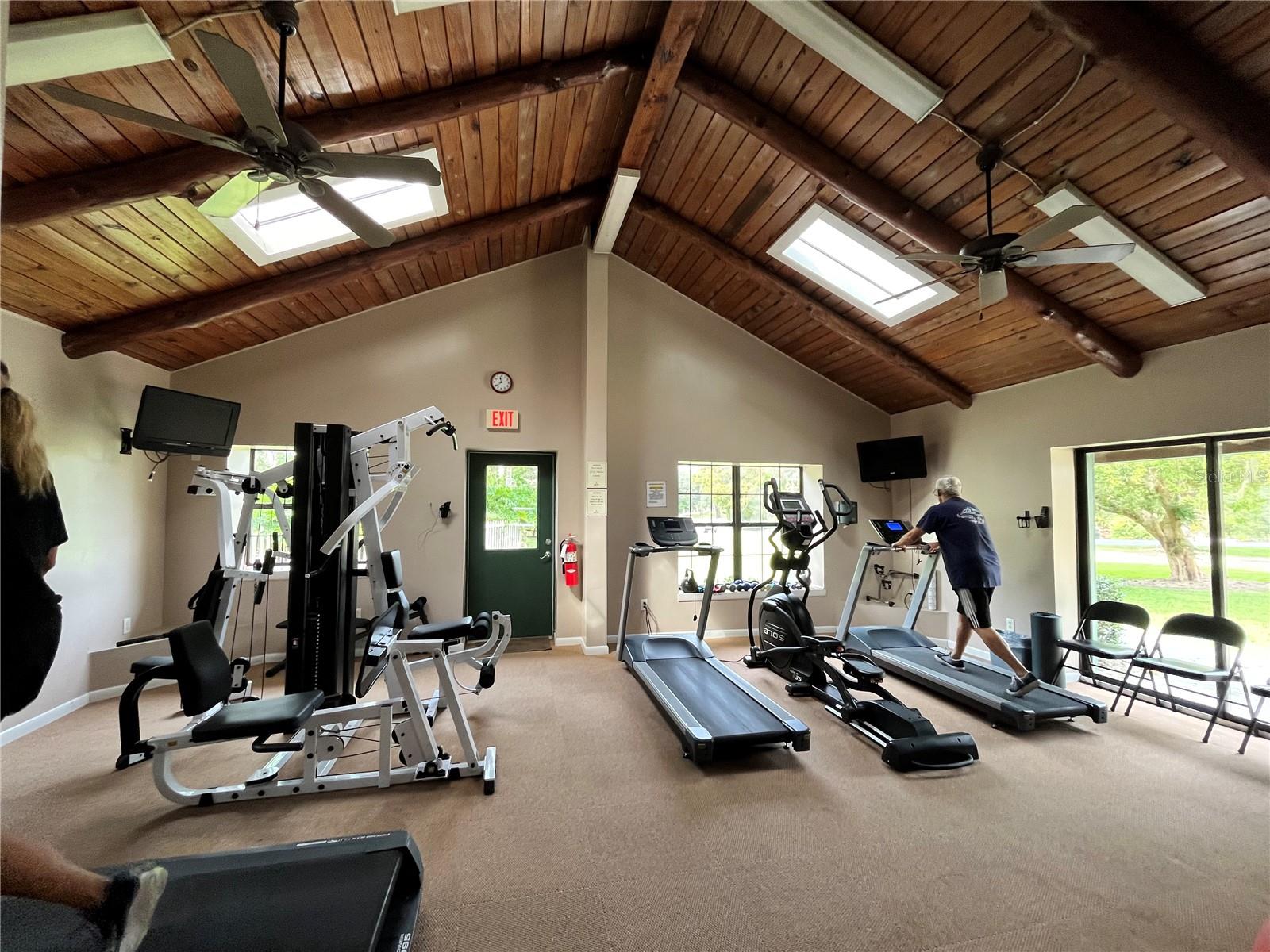 2875 NE 102ND AVENUE RD, SILVER SPRINGS, FL — photo 42