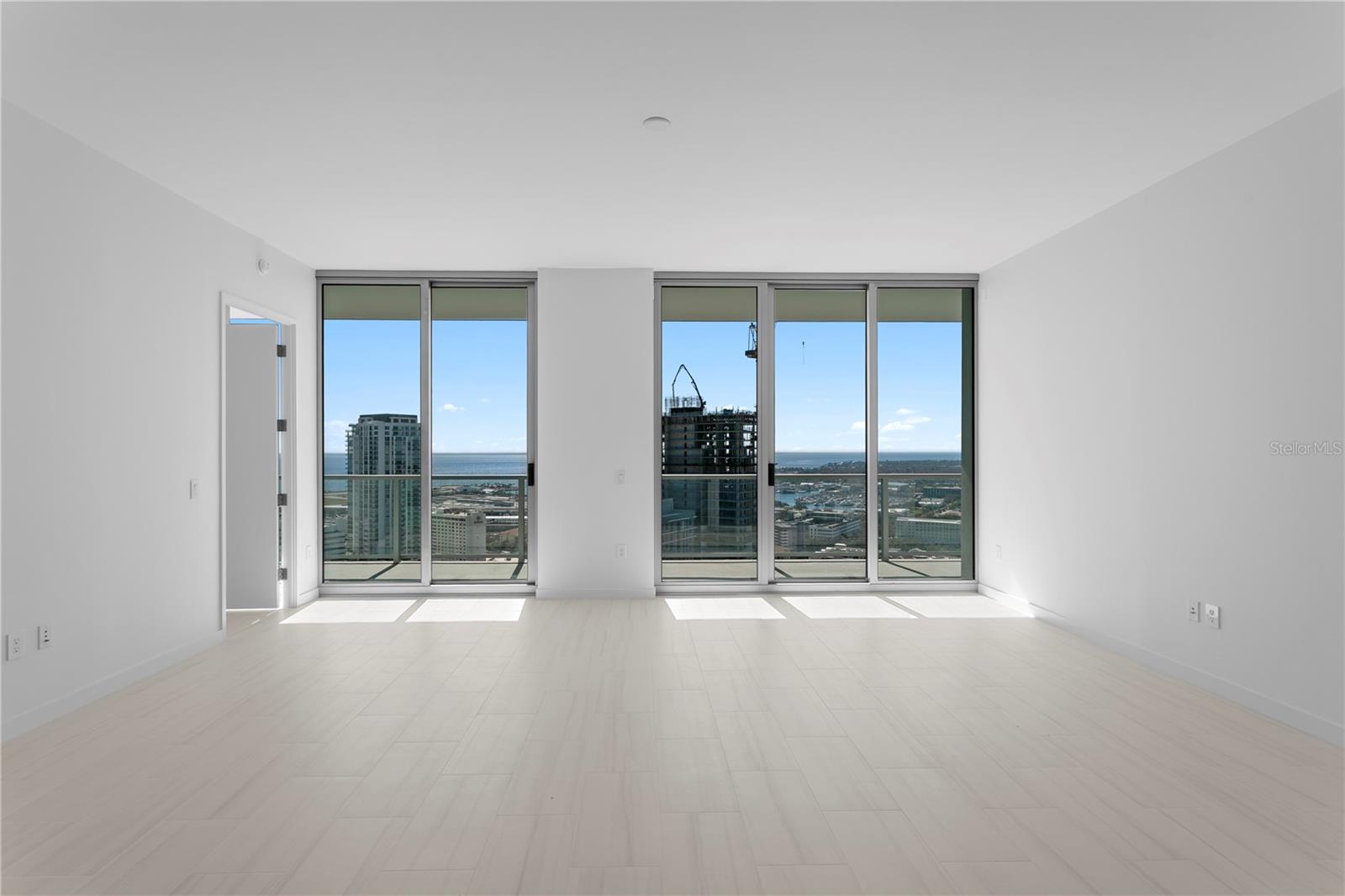 400 CENTRAL AVE #2806, ST PETERSBURG, FL — photo 21