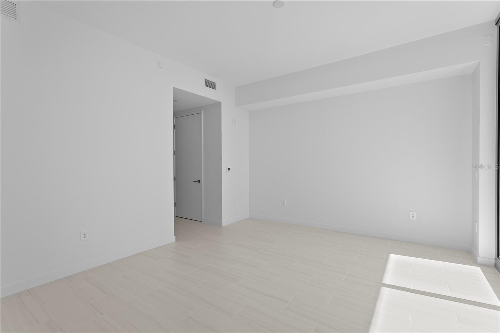 400 CENTRAL AVE #2806, ST PETERSBURG, FL — photo 29