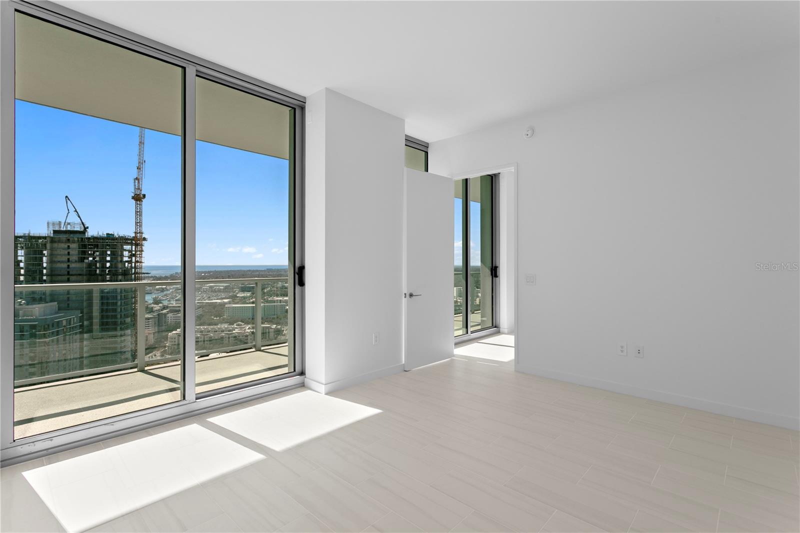 400 CENTRAL AVE #2806, ST PETERSBURG, FL — photo 33