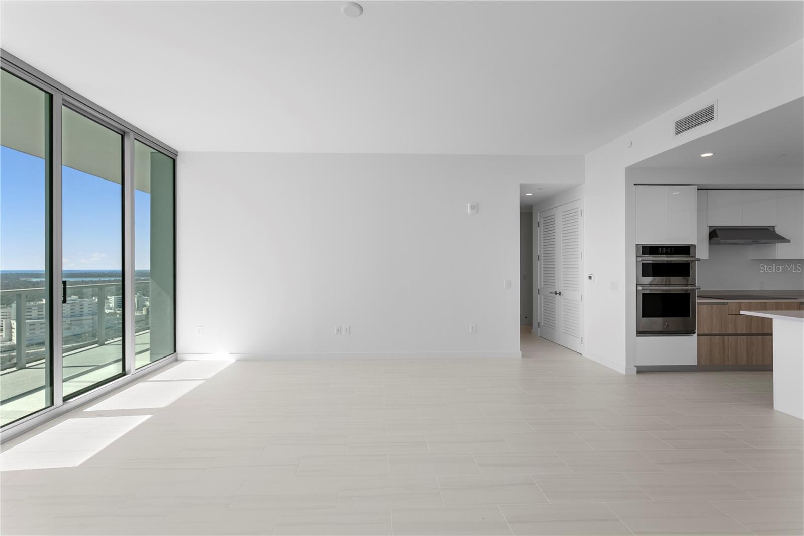400 CENTRAL AVE #2806, ST PETERSBURG, FL — photo 34