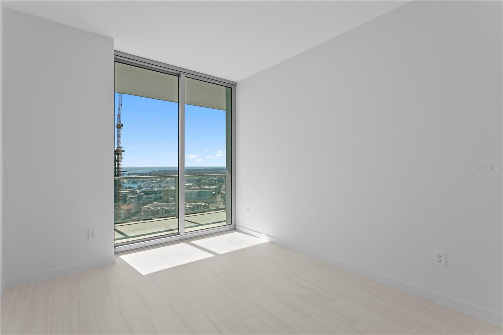 400 CENTRAL AVE #2806, ST PETERSBURG, FL — photo 35