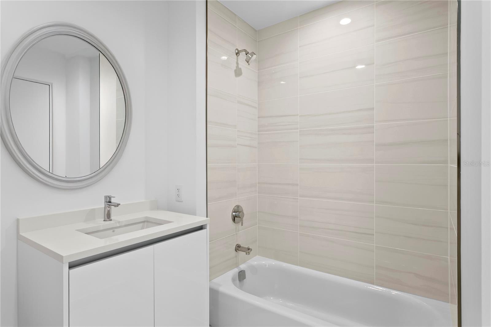 400 CENTRAL AVE #2806, ST PETERSBURG, FL — photo 47