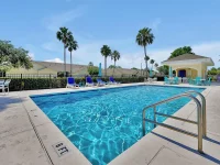 168 CLUB VILLAS LN — photo 43
