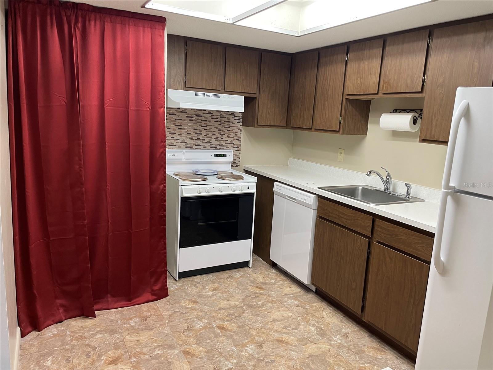 596 BAHIA CIR #B, OCALA, FL — photo 10