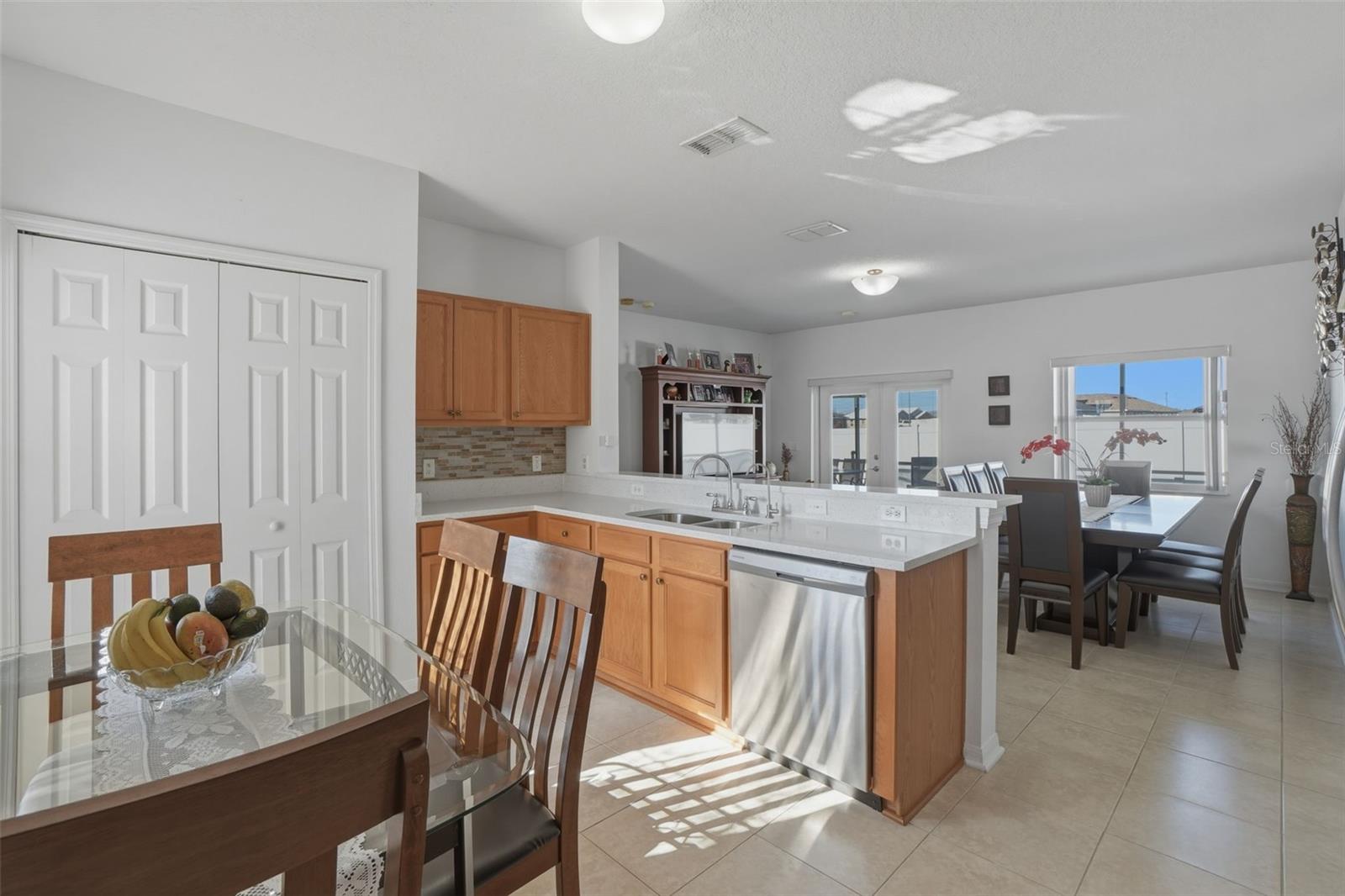 995 CUMBERLAND DR, KISSIMMEE, FL — photo 12