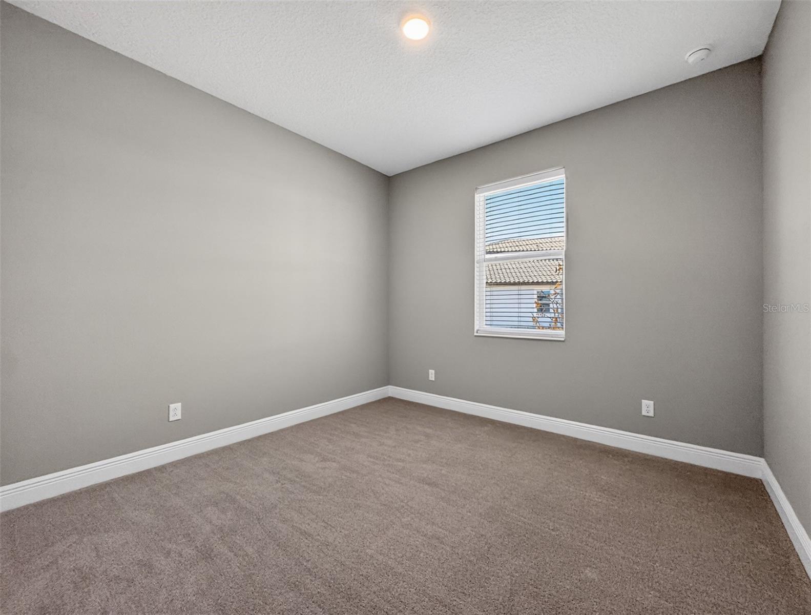 1673 SUTTONSET TRL, ZEPHYRHILLS, FL — photo 15