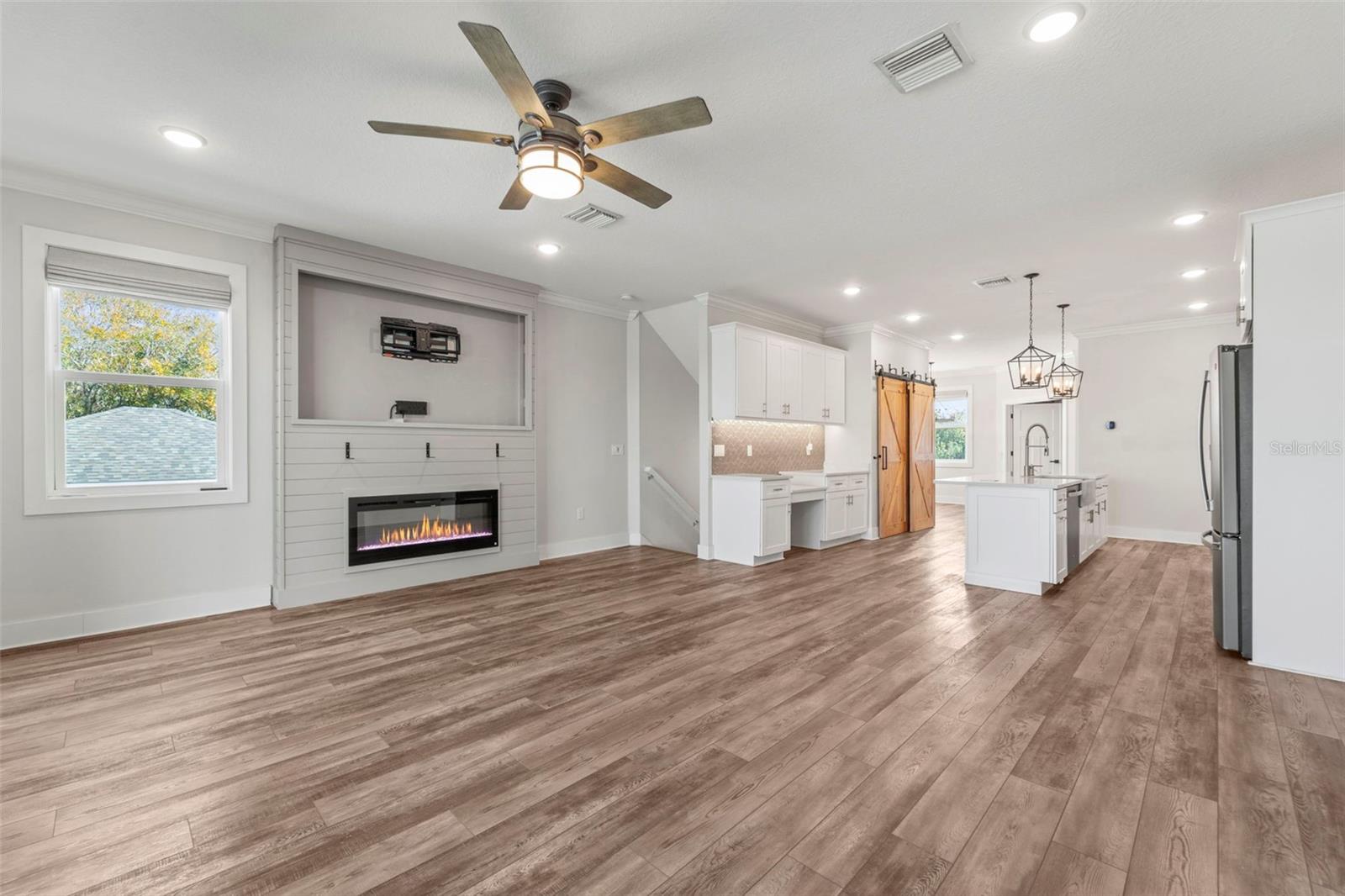1299 SAVONA DR NE, ST PETERSBURG, FL — photo 10