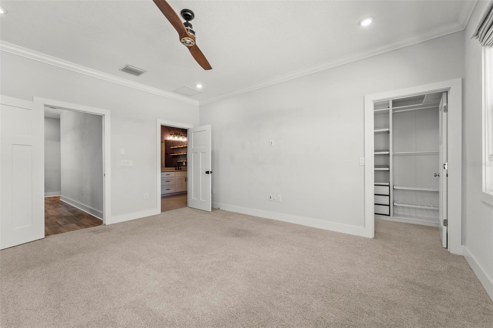1299 SAVONA DR NE, ST PETERSBURG, FL — photo 30