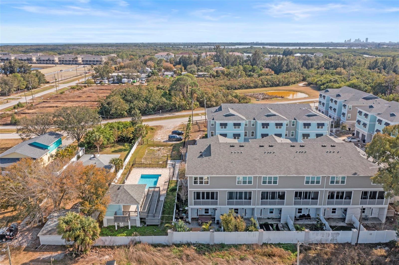 1299 SAVONA DR NE, ST PETERSBURG, FL — photo 64