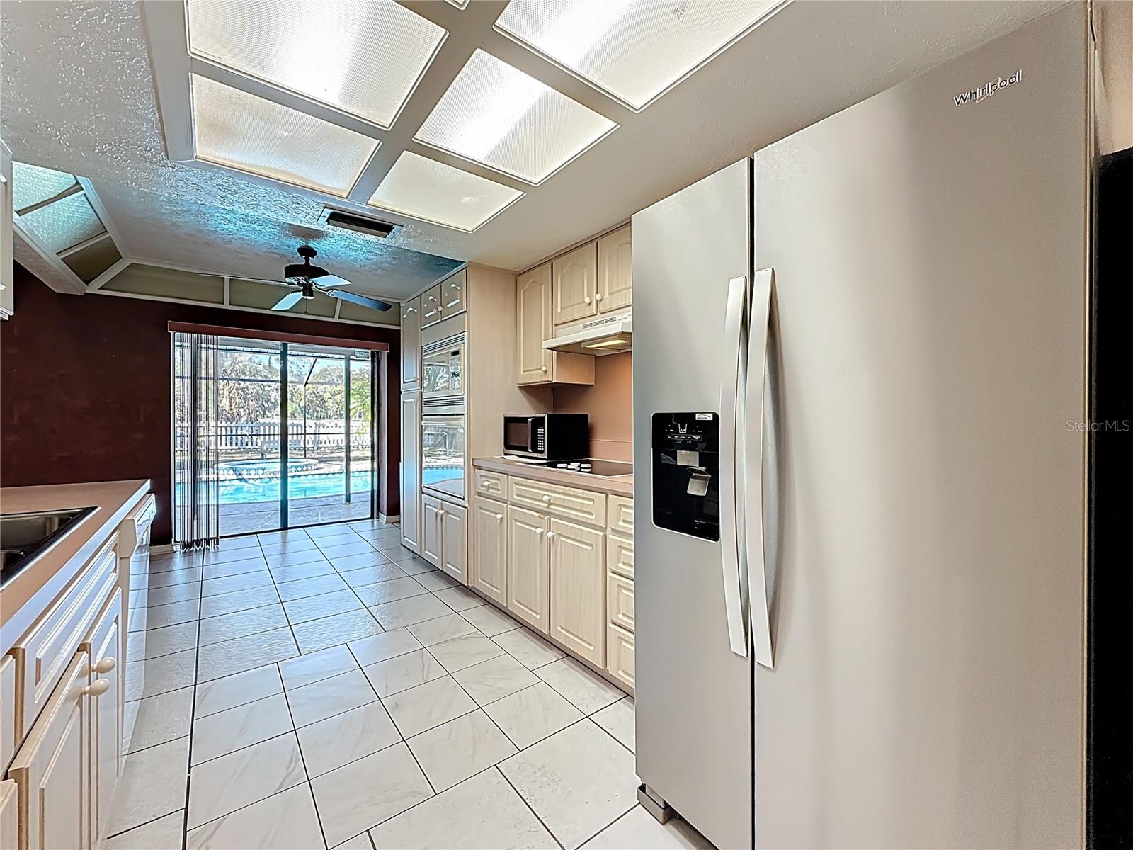 452 SUMMIT CHASE DR, VALRICO, FL — photo 7