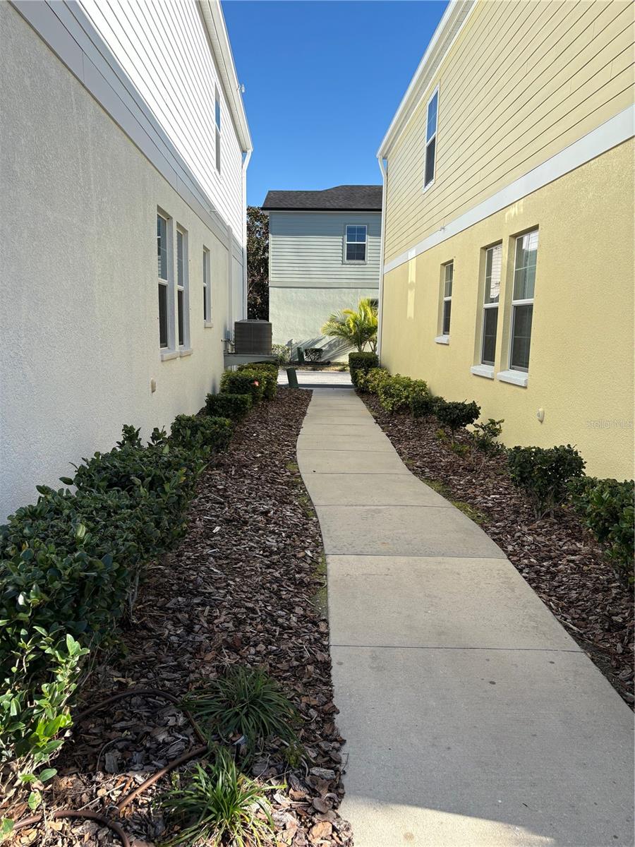 103 CUTLASS WAY, OLDSMAR, FL — photo 7