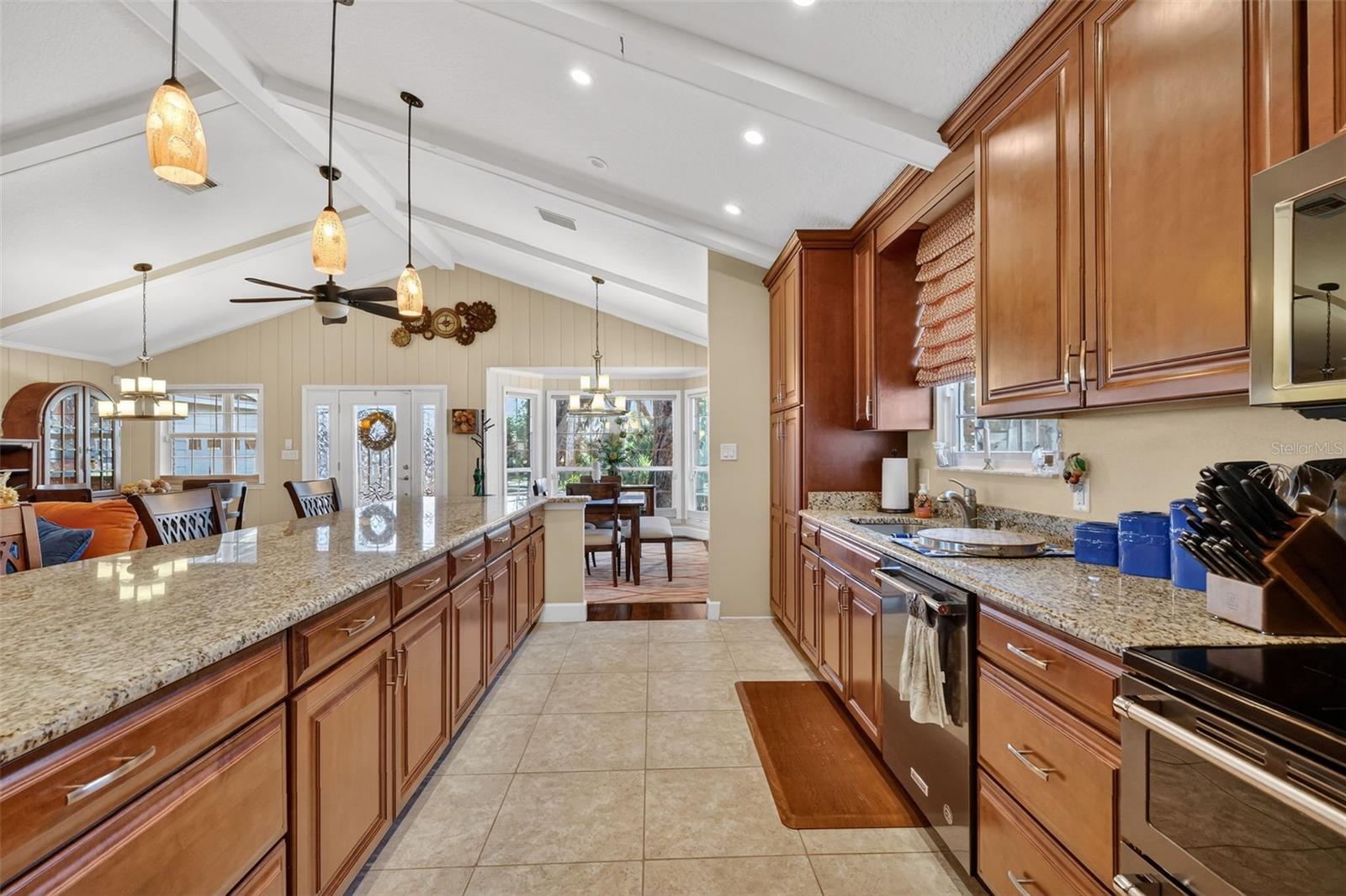 1404 REGENCY CT, LEESBURG, FL — photo 21