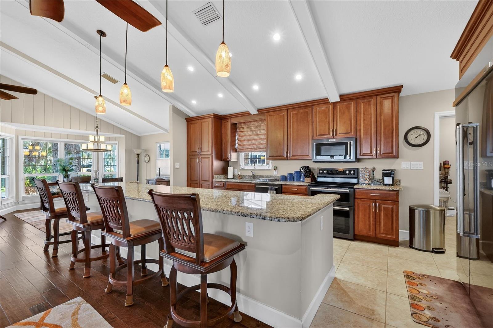 1404 REGENCY CT, LEESBURG, FL — photo 32