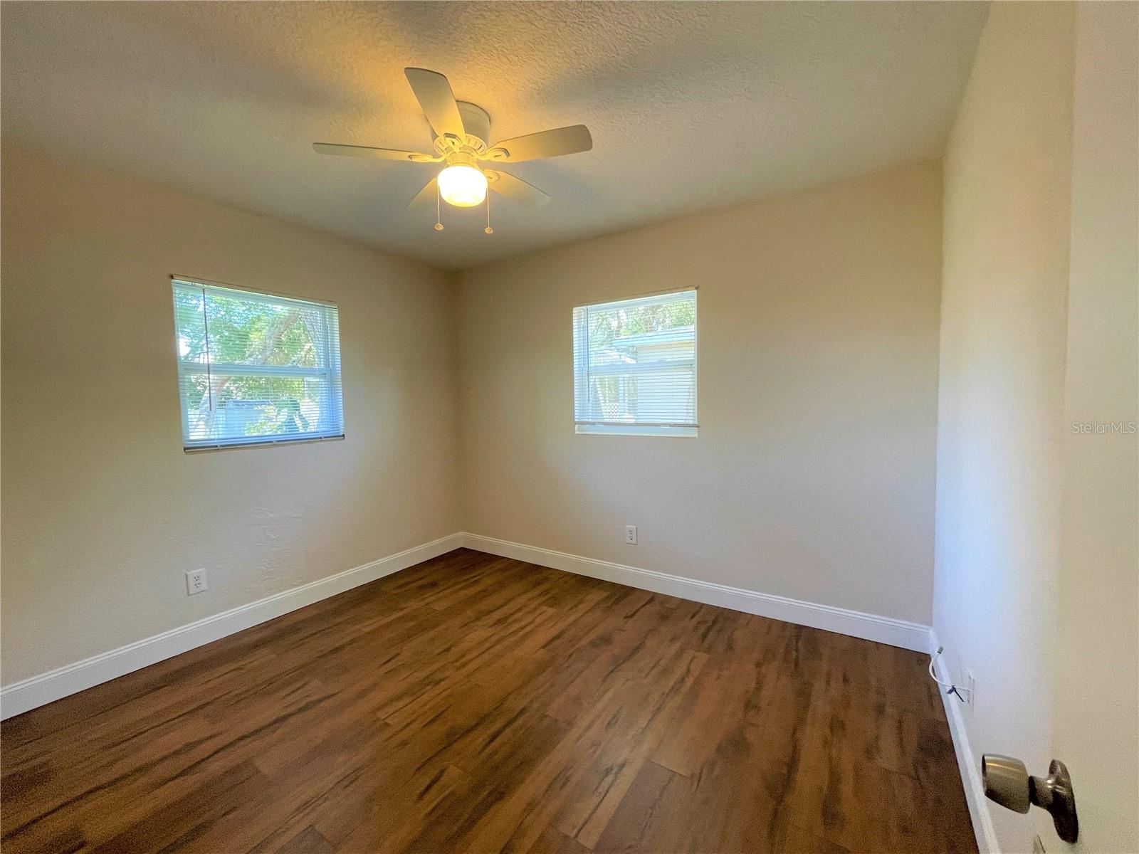 9 JEFF RD, LARGO, FL — photo 13