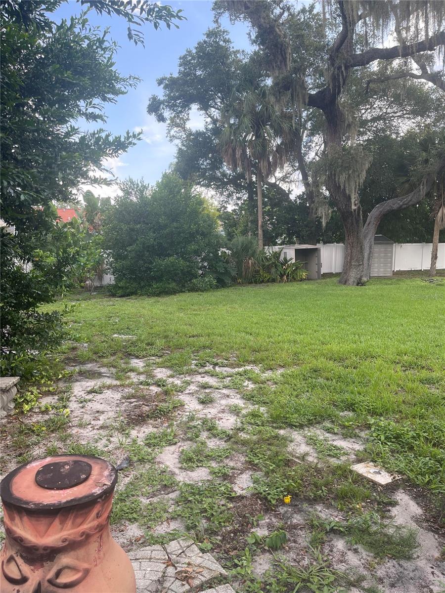 9 JEFF RD, LARGO, FL — photo 24