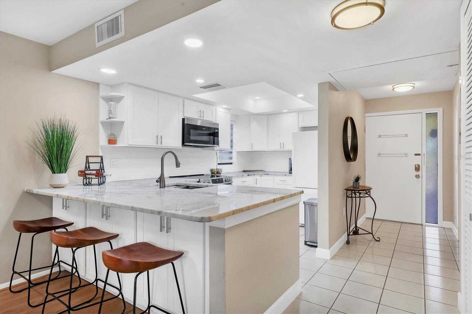3041 QUAIL HOLW #27, SARASOTA, FL — photo 17