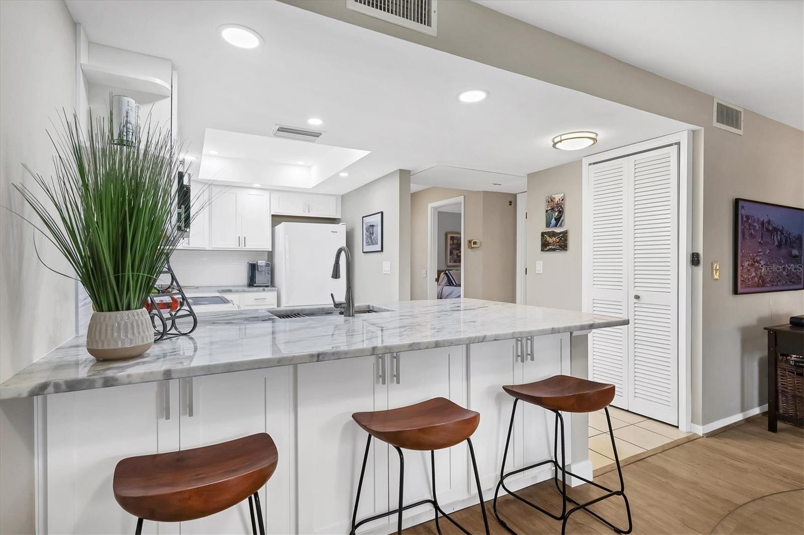 3041 QUAIL HOLW #27, SARASOTA, FL — photo 18