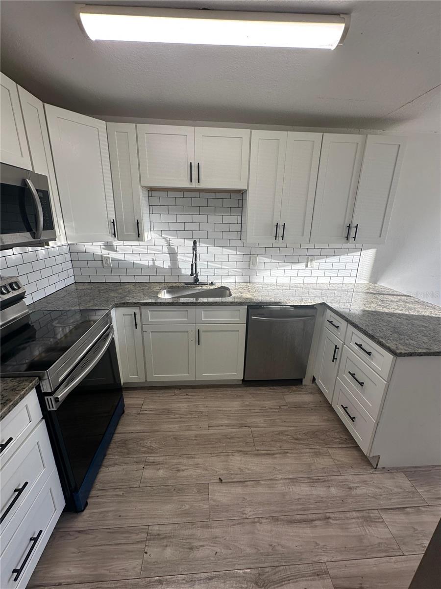 5064 DOWNING ST #4, ORLANDO, FL — photo 4