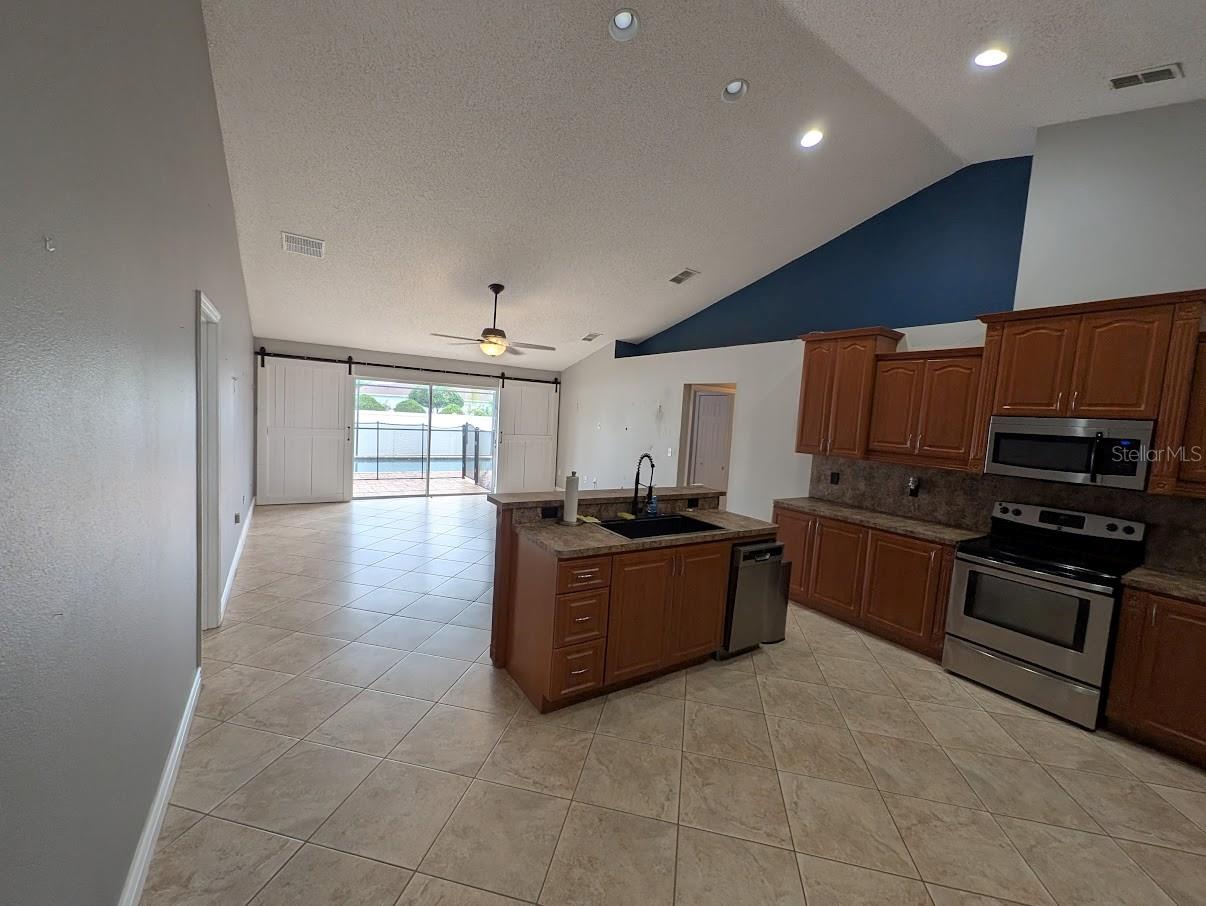 436 BLOOMFIELD DR, KISSIMMEE, FL — photo 13