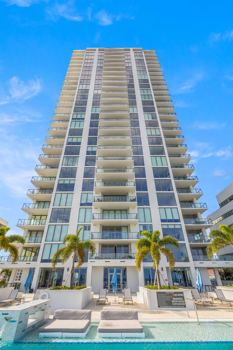 301 1ST ST S #3205, ST PETERSBURG, FL