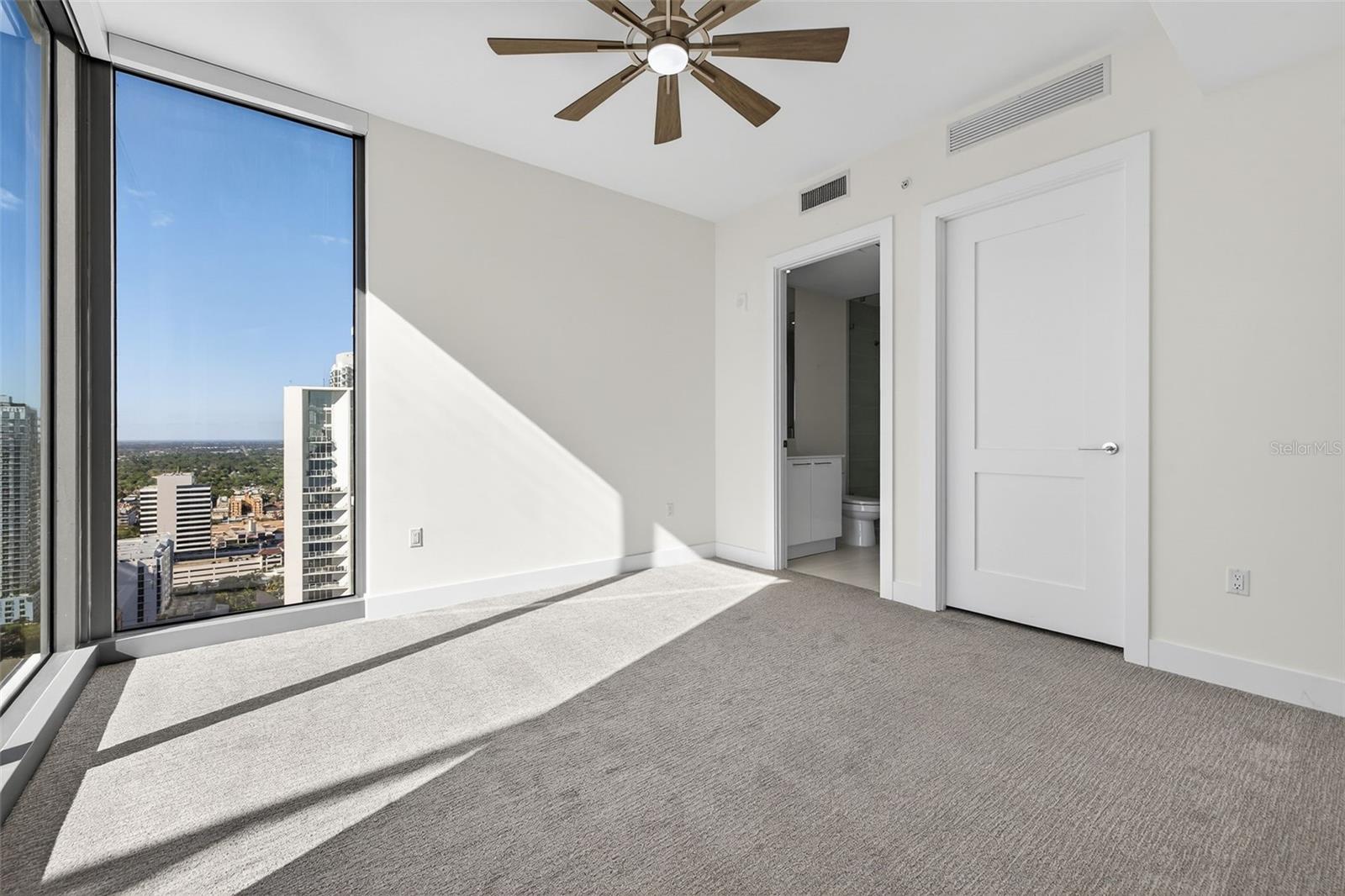 301 1ST ST S #3205, ST PETERSBURG, FL — photo 35