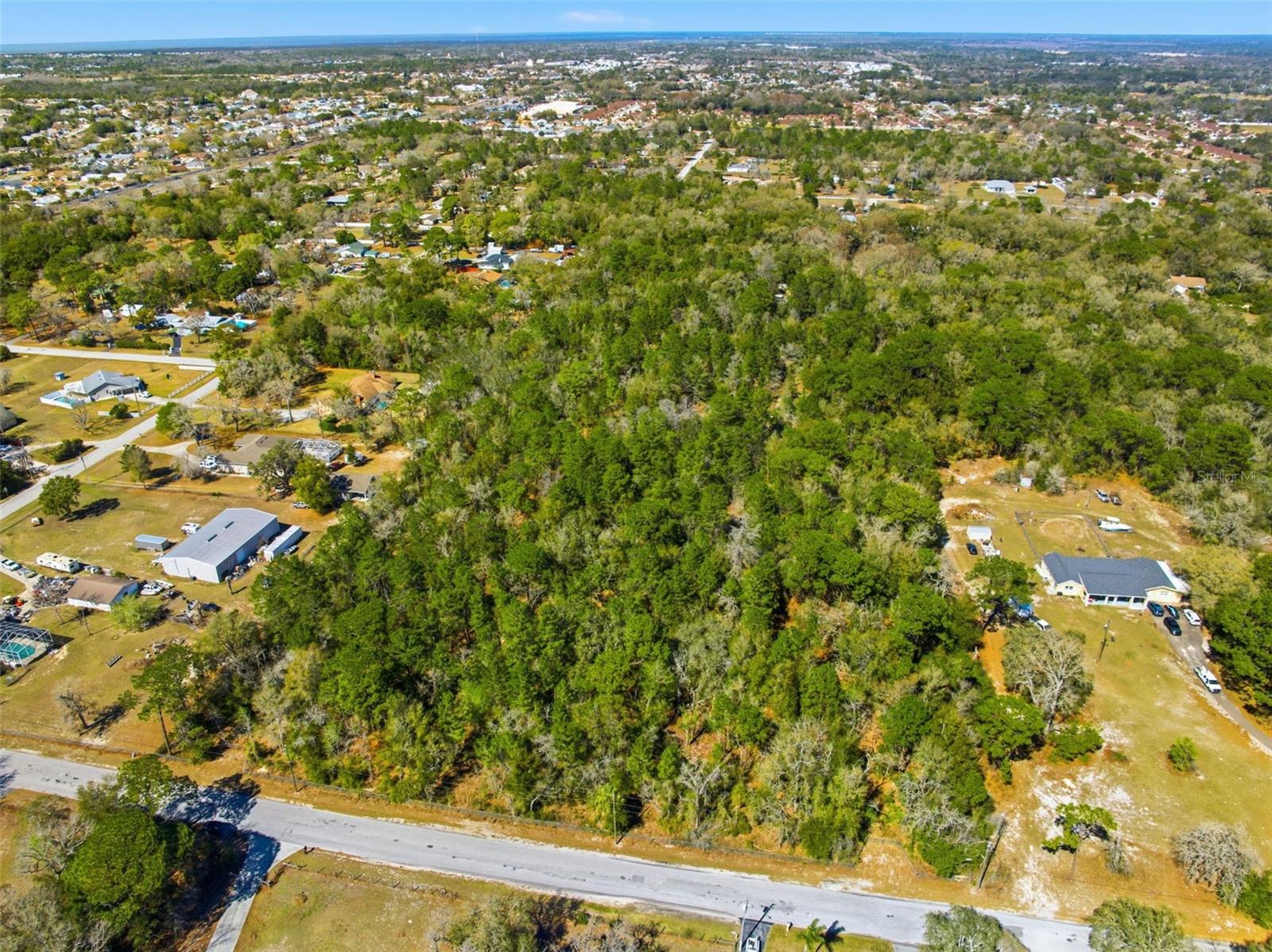 9255 GROUSE WAY, HUDSON, FL — photo 17